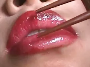 Allie Nicole-chủ phi ...
