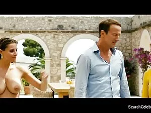 Veronica Bốc mông củ ...