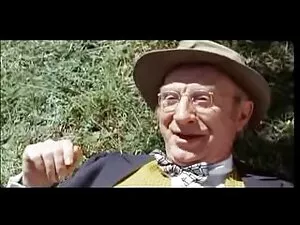 Cherry Maurice và Iz ...